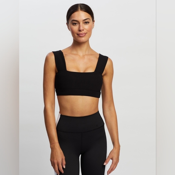 All Fenix Ribbed Core Bandeau Sports Bra - Picture 2 of 8